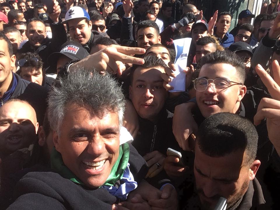 Il attire les foules partout où il passe : Rachid Nekkaz, «showman» et grand trublion de la précampagne