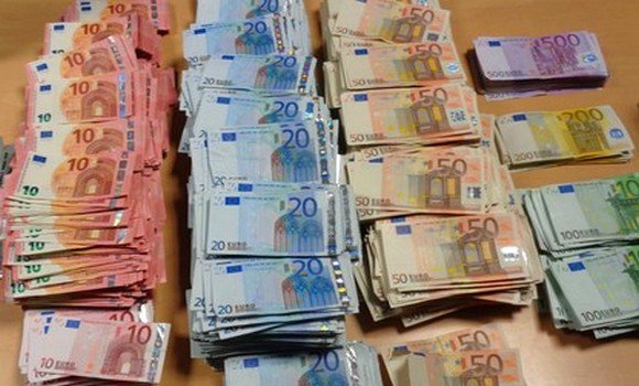 Une tentative de transfert illégal de devises déjouée à l’Aéroport d’Alger !
