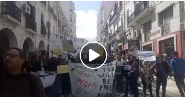 Constantine : Manifestation contre le prolongement du 4e mandat et le système