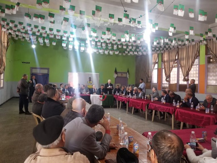 Le FLN appelle à la démission de Bouteflika !