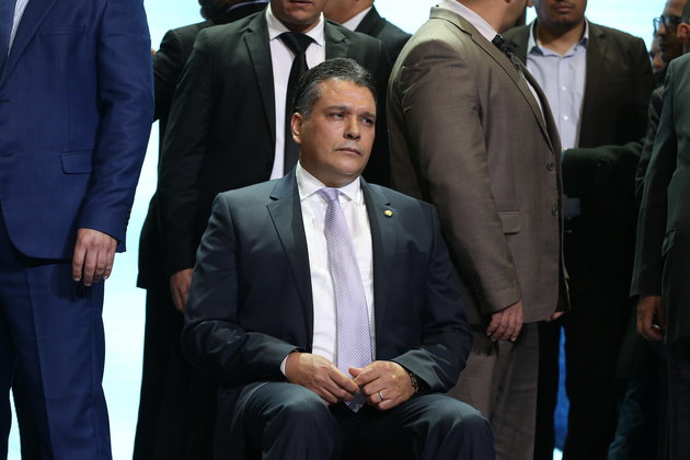 MAJ: Démission de Mouad Bouchareb le FLN dément