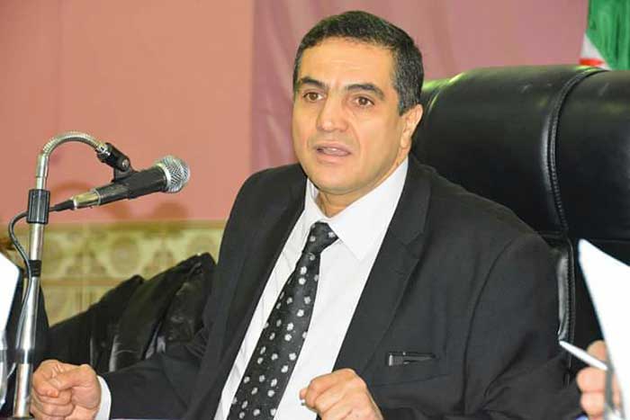 Abdelaziz Belaid dépose son dossier de candidature à la présidentielle !