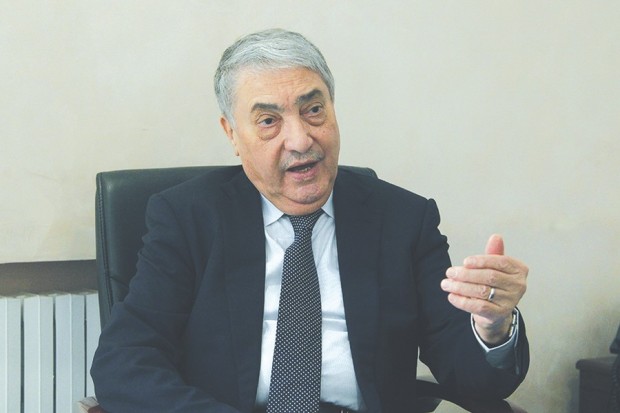 Benflis fustige la tournée de Lamamra : «L’internationalisation de la crise ouvrira le pays aux luttes d’influence entre puissances»