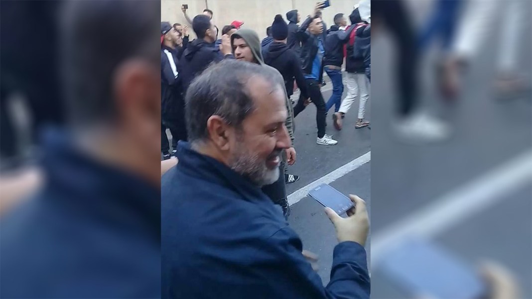 Hassen benkhedda est mort lors des manifestations d&rsquo;hier !