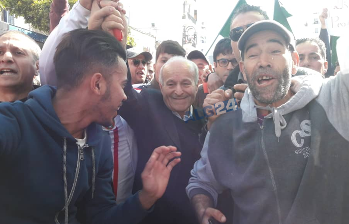 Rebrab participe aux manifestations contre le 5e mandat !