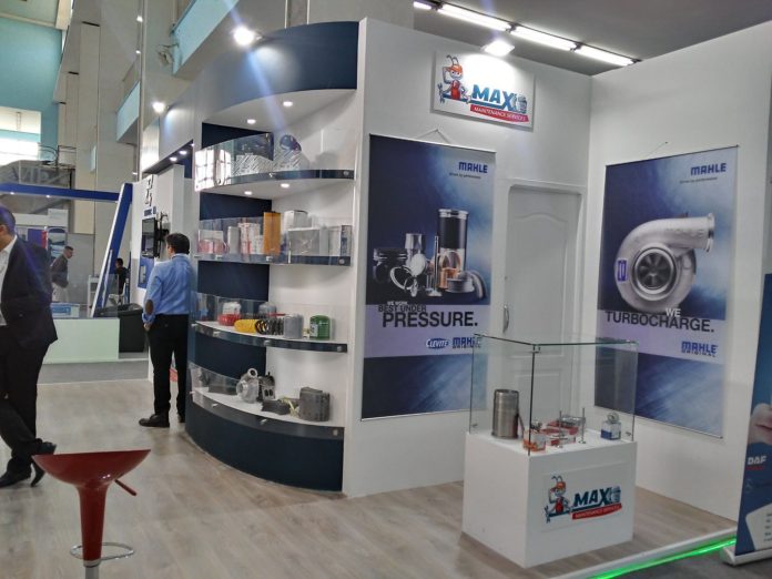 Max maintenance service présente son concept au salon equip auto