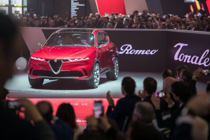 Salon de Genève 2019 : Alfa Romeo présente le concept-car tonale