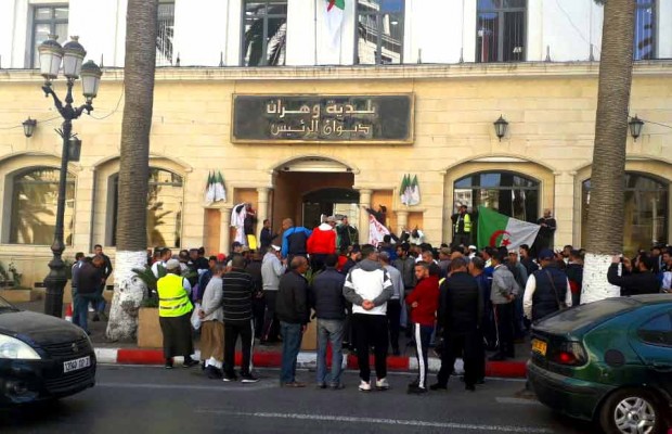 Rassemblement des travailleurs de la commune d’Oran: Ils exigent des décisions et non des promesses