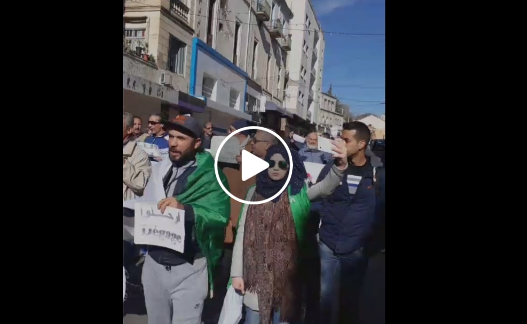 Les premières manifestations anti-5e mandat commencent à Tiaret et Bouira (vidéos)