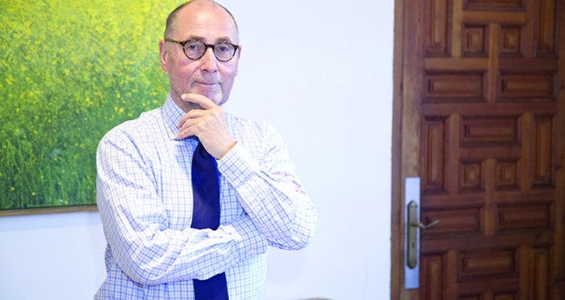 Suspension de délivrance des visas: l’ambassade de France réagit !