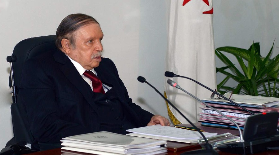 Urgent- Bouteflika met fin à son mandat !