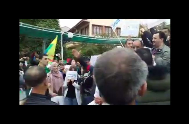 Vidéo : protestation des travailleurs du secteur de la formation professionnelle à Béjaïa contre le pouvoir
