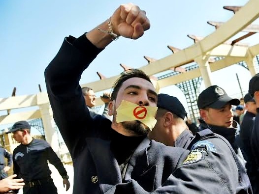 Collectif des journalistes des quotidiens Le Temps d’Algérie et Wakt El Djazair