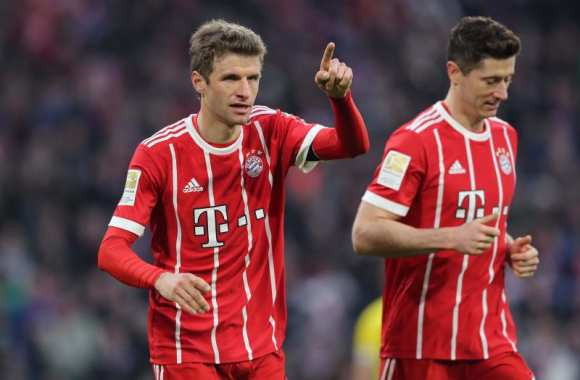 Bayern : Thomas Müller lance la course au titre