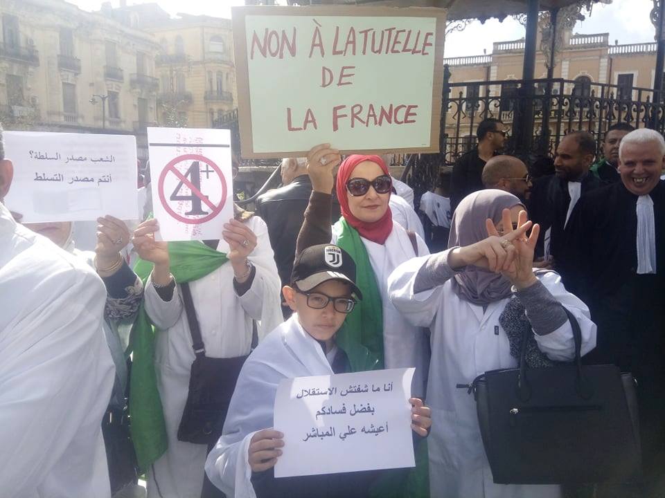 Sidi-Bel-Abbès: Médecins, postiers, avocats, étudiants, architectes s’élèvent contre le pouvoir actuel