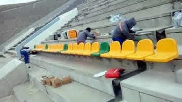 Nouveau stade de Tizi Ouzou: Installation des 50 000 sièges