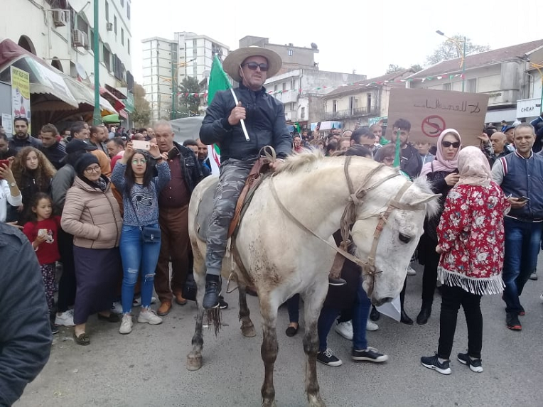 Les marches anti-5e mandat gagnent de nombreuses wilayas à travers le pays [vidéos]