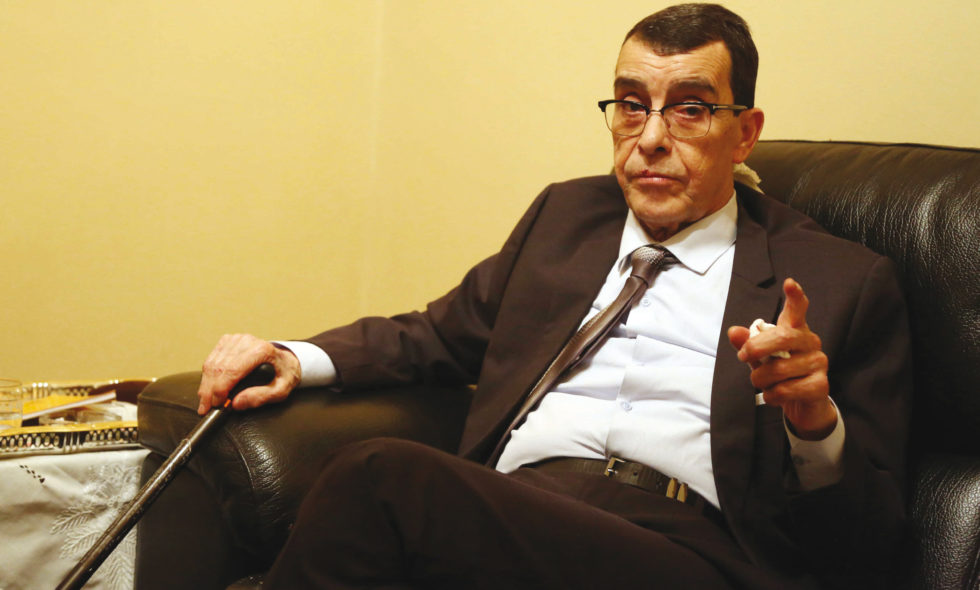 Le général à la retraite Benhadid s’adresse à Gaid Salah: « la solution ne peut être que politique »