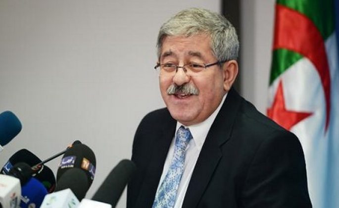 Ahmed Ouyahia présente ses vœux aux Algériens à l’occasion de l’Aid el Fitr !