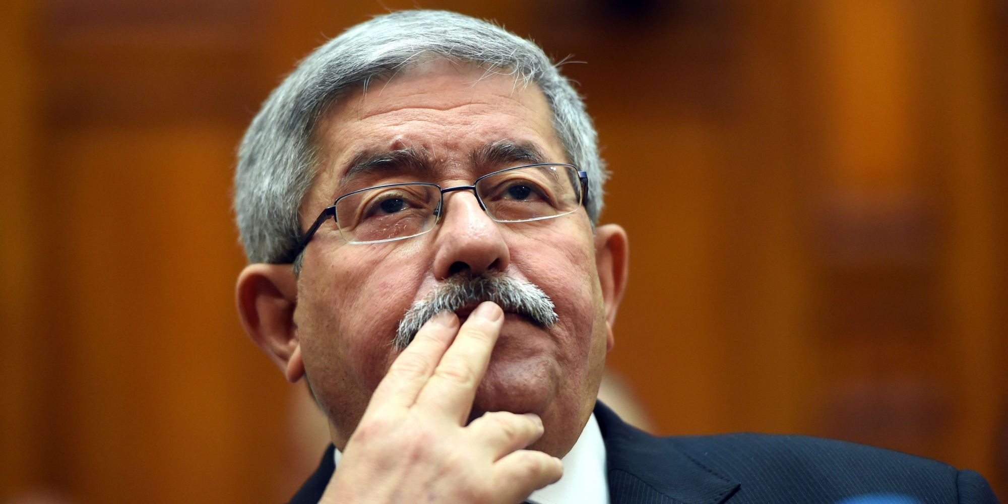 Ouyahia et Zaâlane convoqués par le juge enquêteur de la Cour suprême