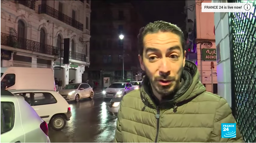 L’annonce de la démission de Bouteflika jugée insuffisante par la rue