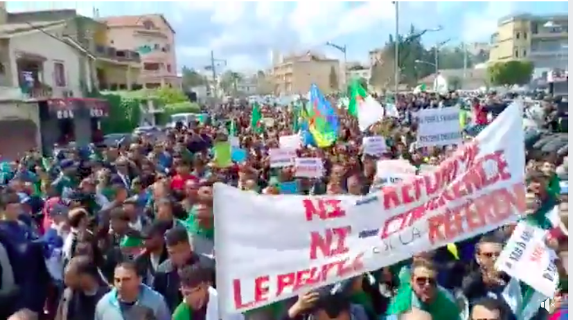 Grande manifestation à Béjaïa contre le système