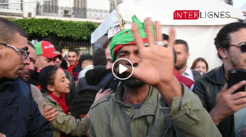 Plusieurs journalistes ont tenu un rassemblement à alger ! [Vidéo]