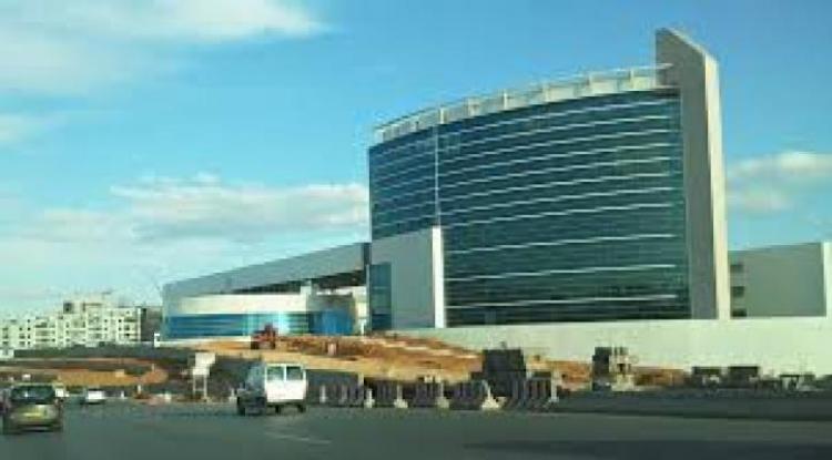 Irruption des éléments de la BRI: le doyen de la faculté de Said Hamine publie un communiqué