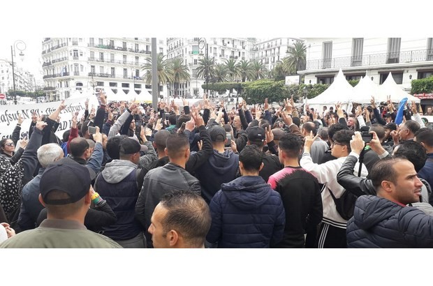 39e anniversaire du printemps berbère: Rassemblement historique à la Grande Poste d’Alger