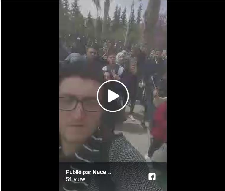 Vidéo : les étudiants de Sidi Bel Abbes protestent contre la désignation de Abdelkader Bensalah