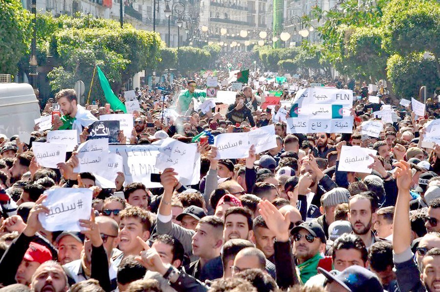 La révolution citoyenne face au Ramadhan: Les citoyens déterminés à maintenir la mobilisation