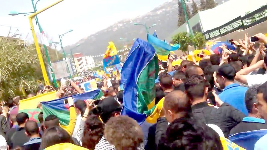 Double anniversaire du 20 Avril : Belle commémoration et Hirak en toile de fond