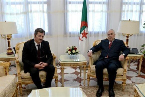 Qui est Abdelhakim Hamadi, candidat à la présidentielle du 4 juillet ?