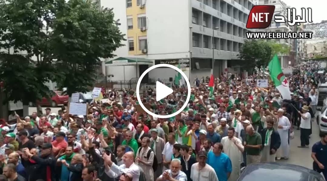 Des milliers de manifestants se dirigent vers la grande poste [vidéos]