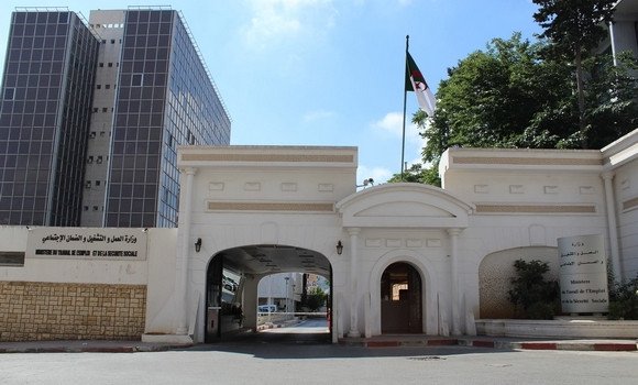 5 nouveaux syndicats reçoivent leurs récépissés d’enregistrement