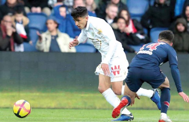 Alors que Nice n’entend pas le vendre: Chelsea propose 40 millions d’euros pour recruter Atal