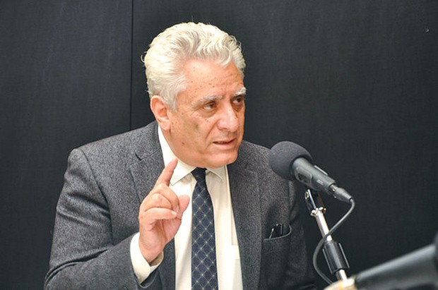 Mostefa Bouchachi: « le pays glisse progressivement vers une situation de non-droit »