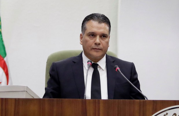 APN : Bouchareb fait de la résistance