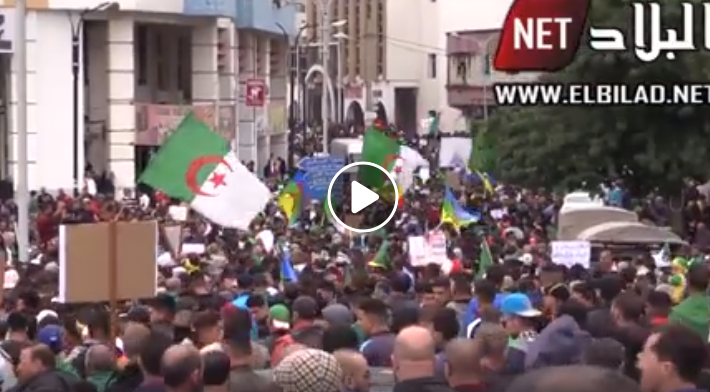Grandiose manifestation à Bouira [vidéo]