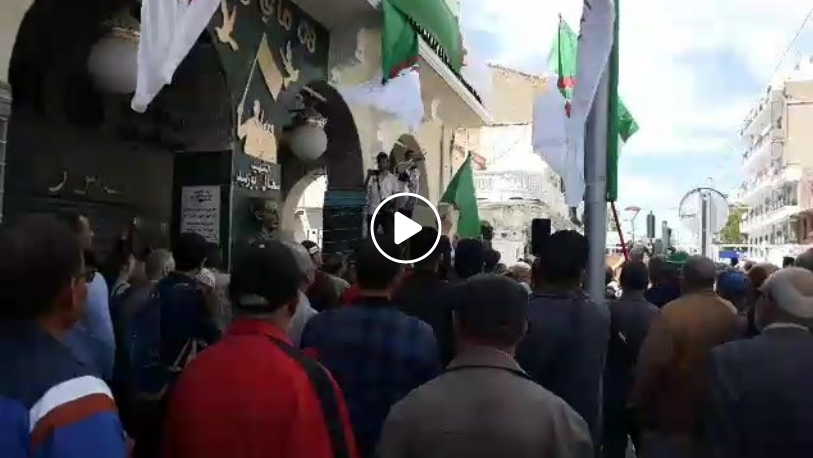 Le Wali de Setif chahuté par des manifestants [vidéo]