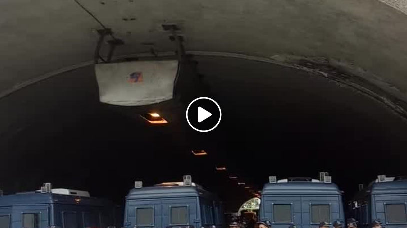 Les forces de l’ordre ferment l’accès au tunnel des facultés [vidéo]