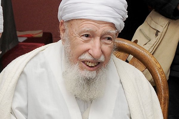 Des oulémas algériens proposent une initiative pour activer les articles 7 et 8 de la Constitution !