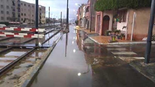 Mostaganem : Le chantier du tramway inondé par les eaux de pluie