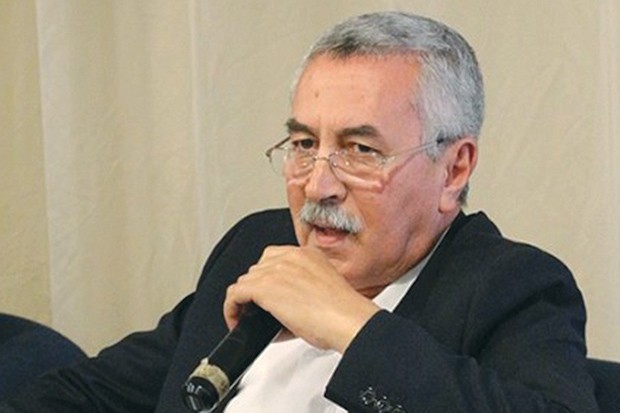 Il plaide pour “une solution politique” à la crise : Ouamar Saoudi soupçonne un “agenda caché” du régime