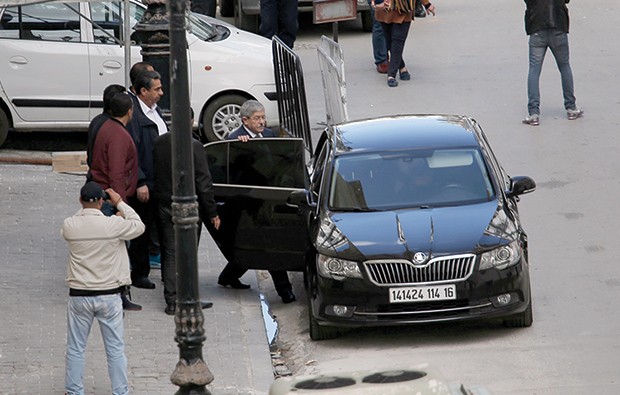 Quelles affaires ont concerné Ouyahia ?