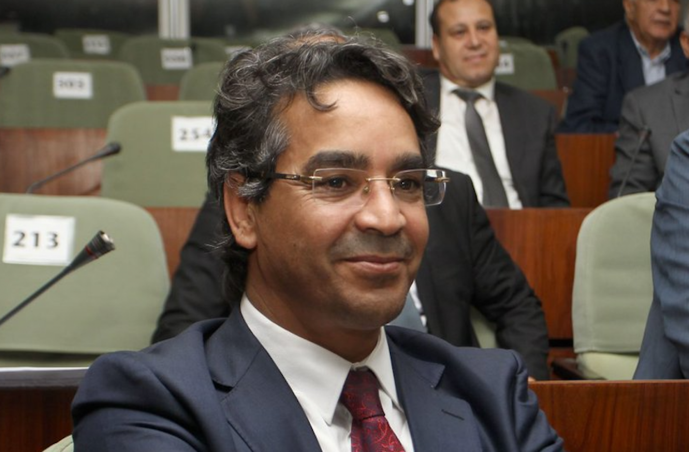 Solution à la crise du pays : Le FLN insiste sur une présidentielle le «plus vite possible»