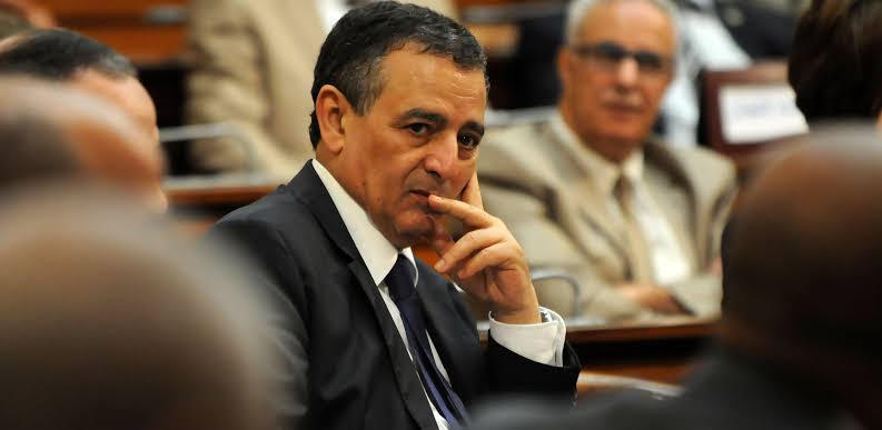 L’ex-ministre Bouchouareb convalescent à Paris !