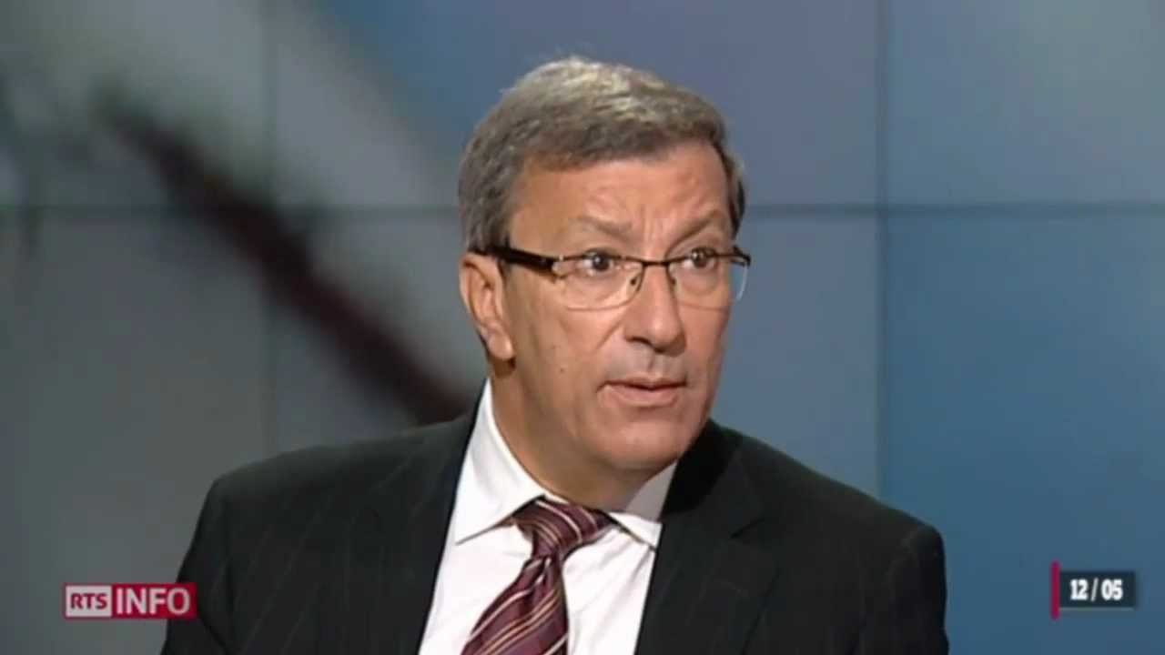 L’ex-ministre Benouari: « il y a deux voies de sortie de crise en Algérie »