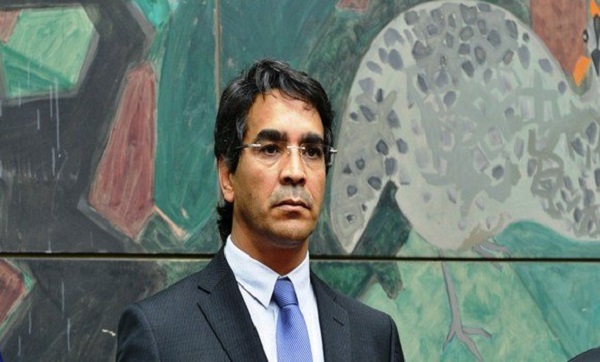 Mohamed Djemiai  » le FLN contribuera efficacement à faire sortir le pays de cette situation »