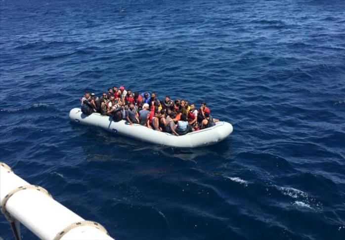 Des diplomates algériens accusés par la police espagnole de complicité avec des trafiquants d’êtres humains !